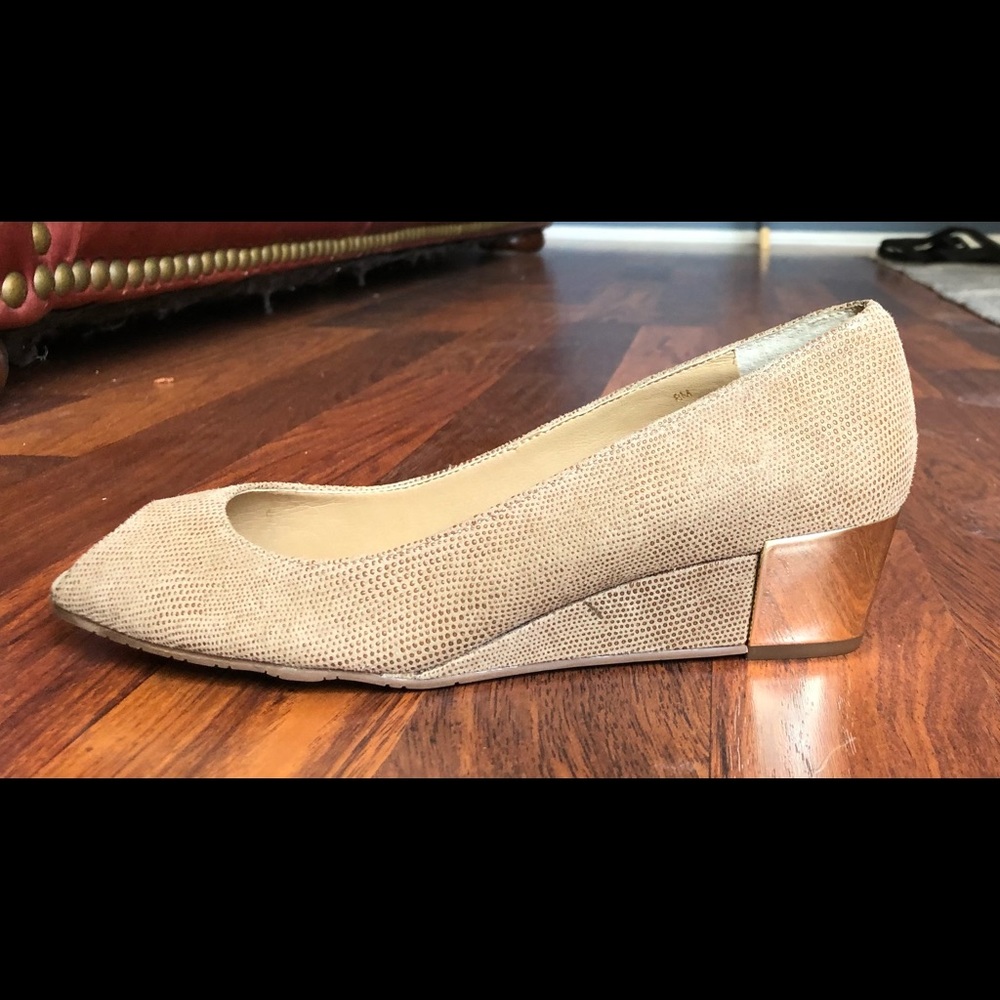 Vaneli Pumps